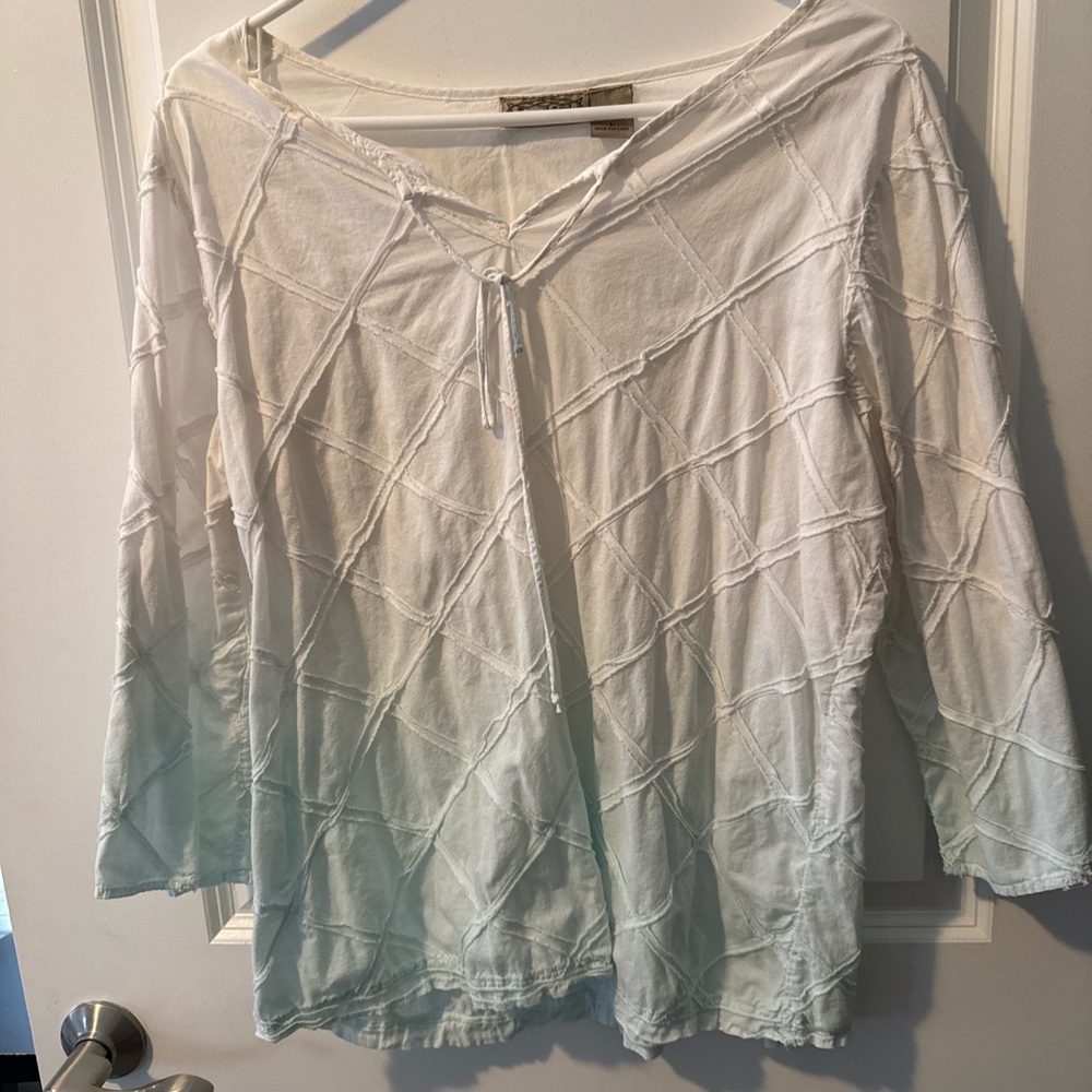 Art And Soul Gradient Blouse in White and Blue
